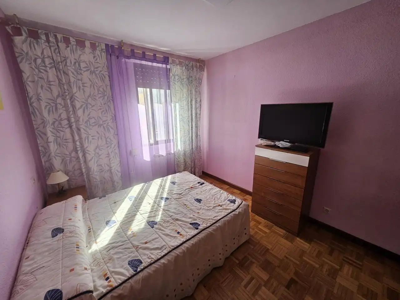 Habitación de Piso en venta en Burlada / Burlata con Calefacción, Parquet y Balcón