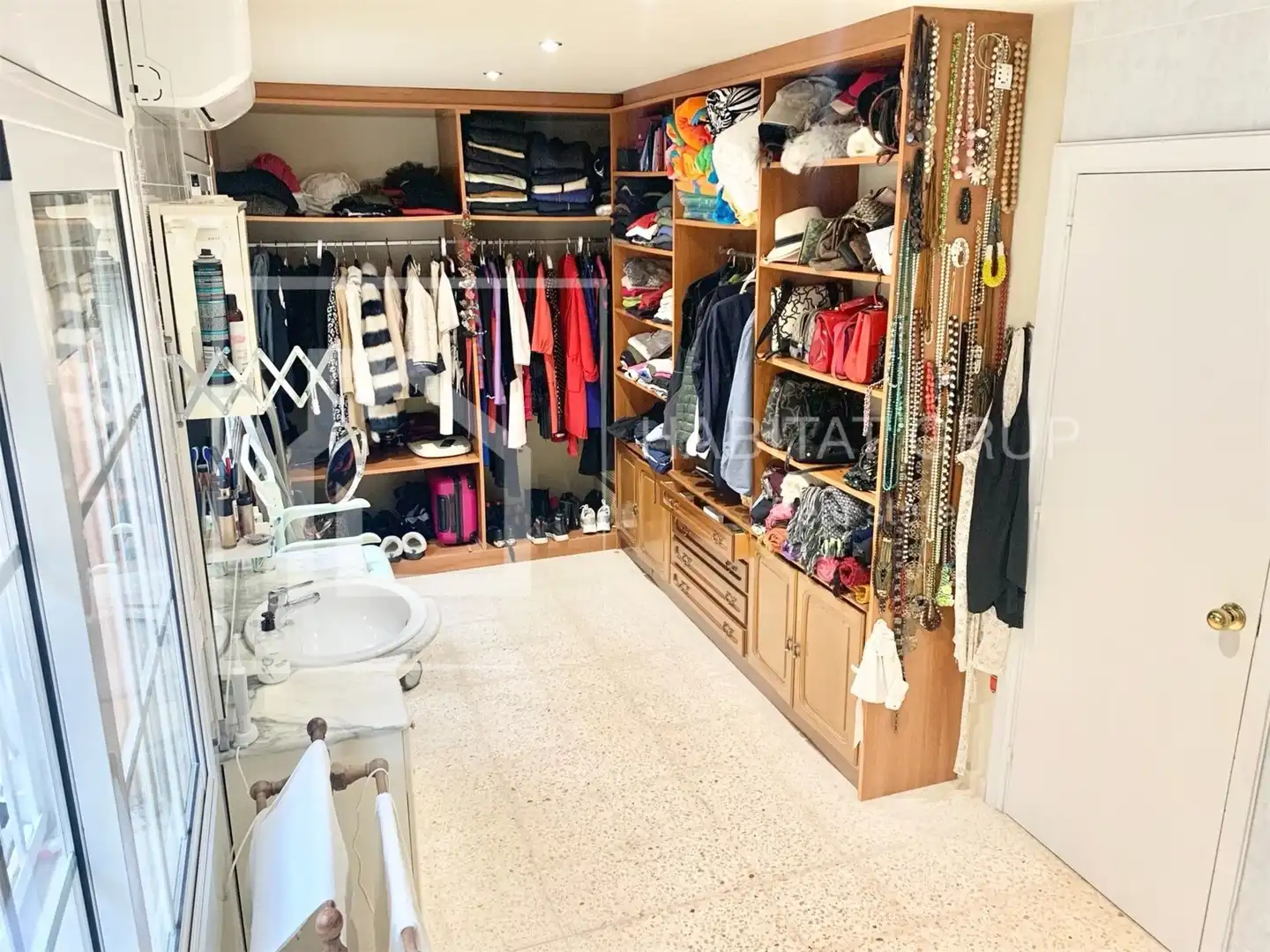 Dormitori de Casa o xalet en venda en Girona