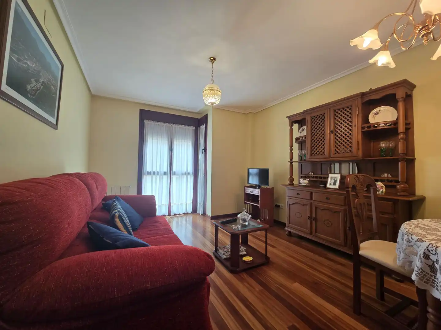 Sala de estar de Piso en venta en Llanes con Calefacción y Amueblado