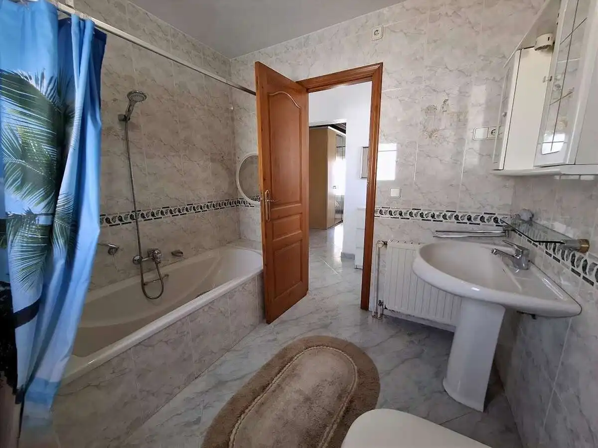 Bany de Casa o xalet en venda en Benissa amb Calefacció, Jardí privat i Terrassa
