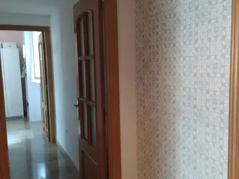 Wohnung zur Miete in  Sevilla Capital mit Klimaanlage und Schwimmbad
