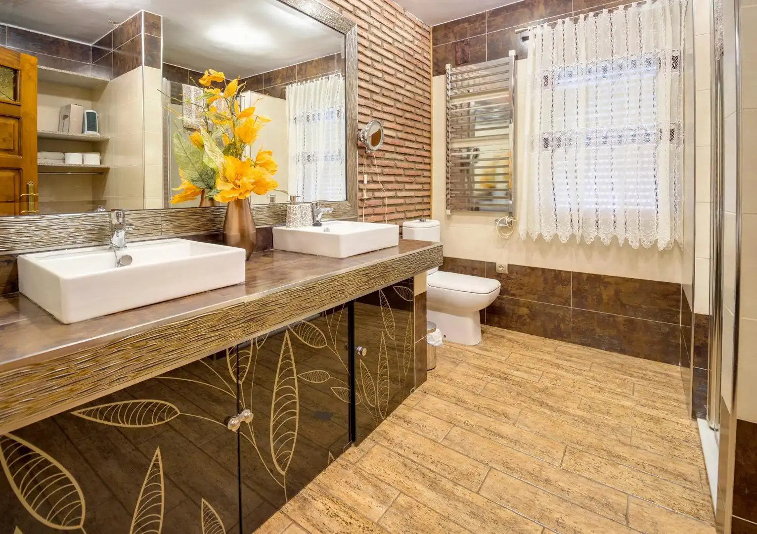 Baño de Casa o chalet de alquiler en Padul con Calefacción, Jardín privado y Terraza