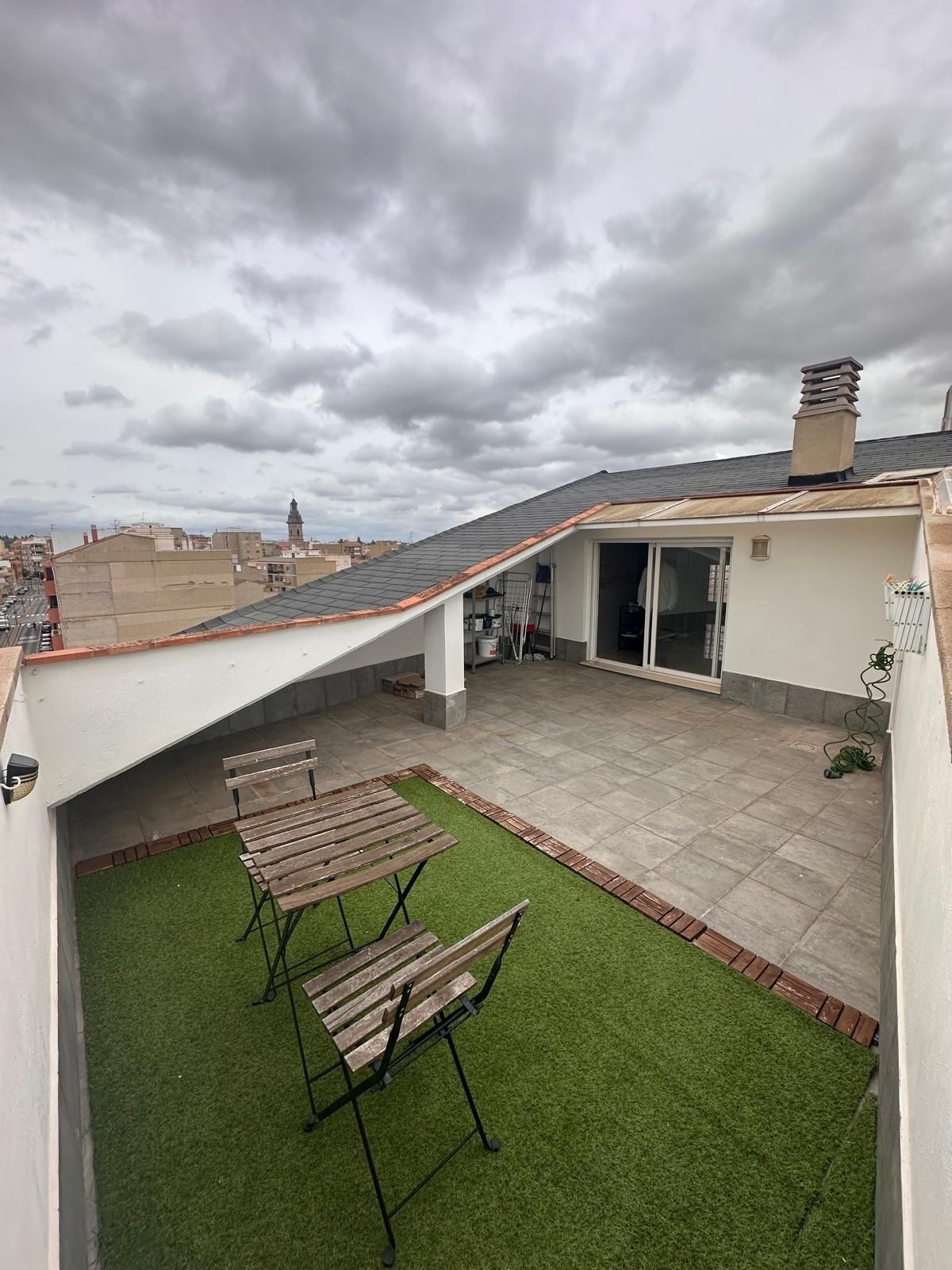 Terrassa de Àtic en venda en La Pobla de Vallbona amb Aire condicionat, Calefacció i Terrassa
