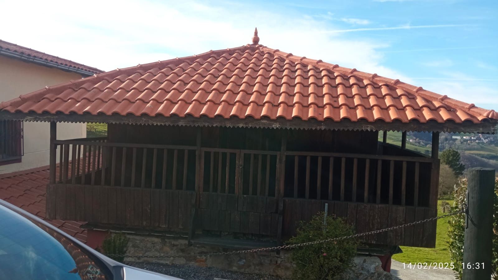 Exterior view of Country house for sale in Salas  with Heating, Private garden and Parquet flooring