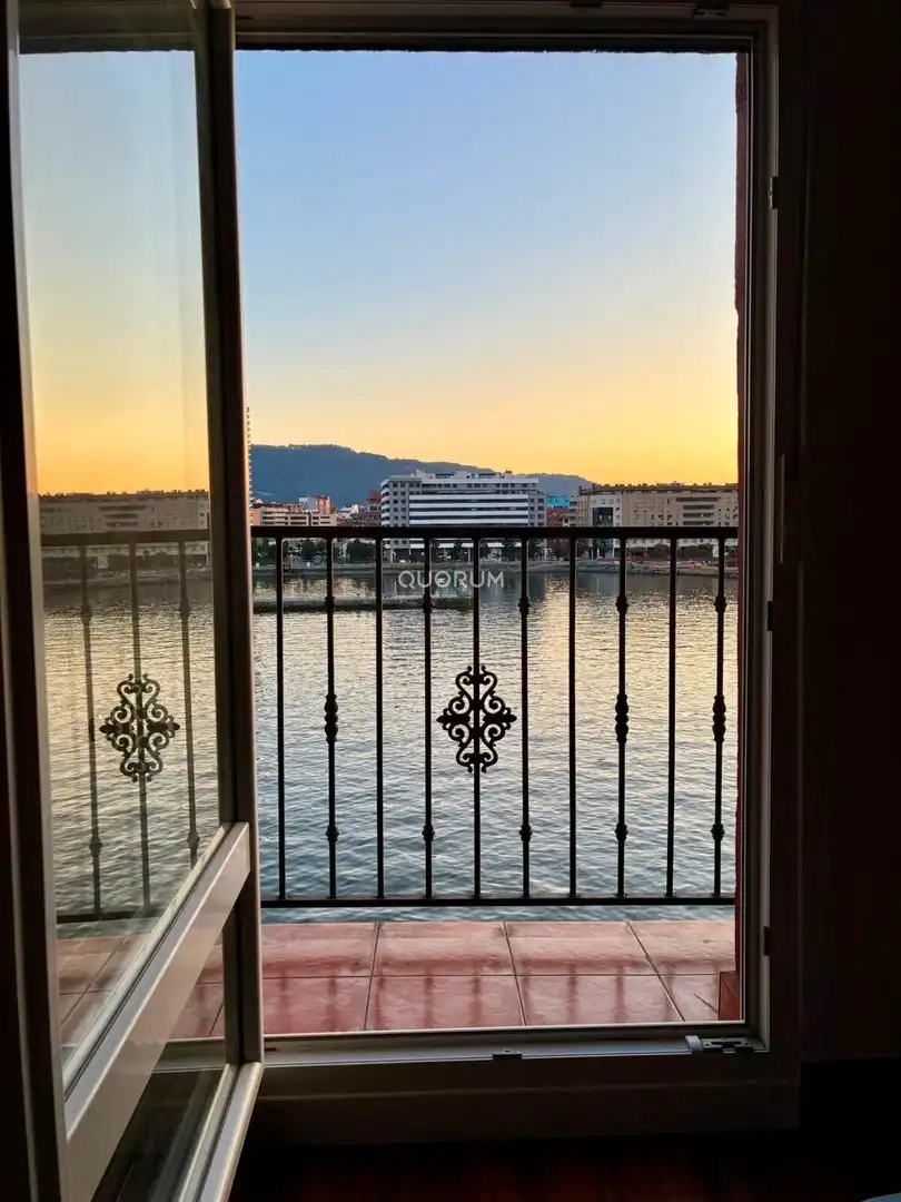 Terraza de Piso en venta en Erandio con Calefacción, Trastero y Amueblado