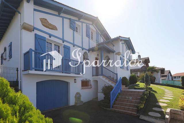 Casa-chalet en Venta en Hendaye