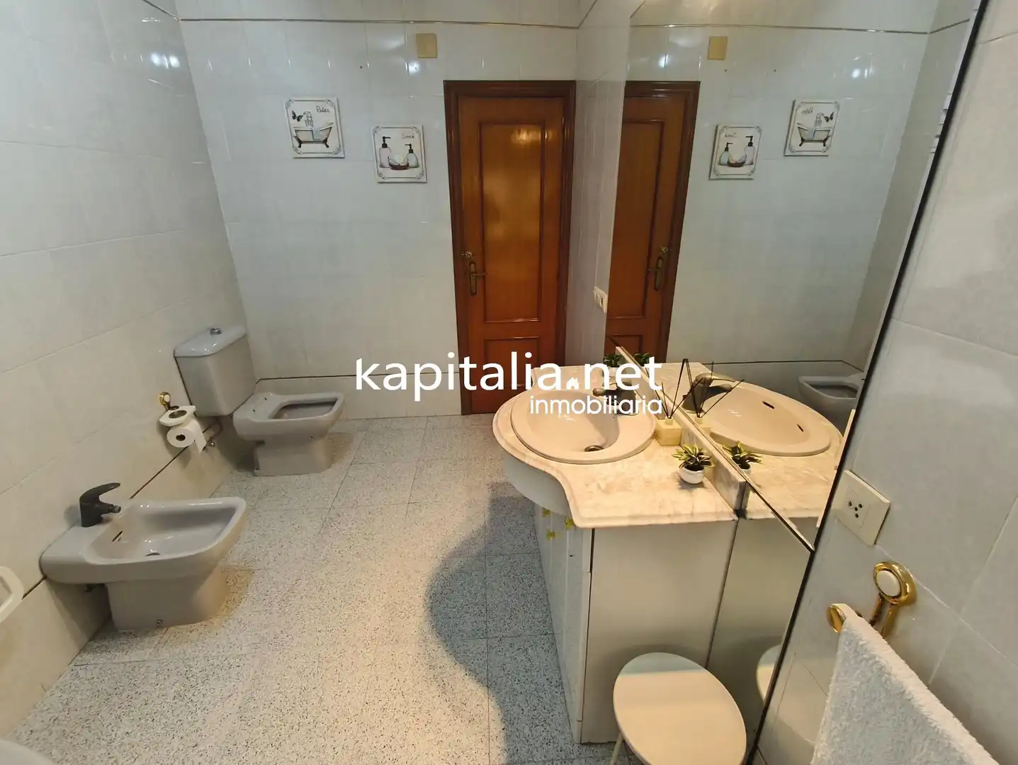 Bathroom of Flat for sale in Otos