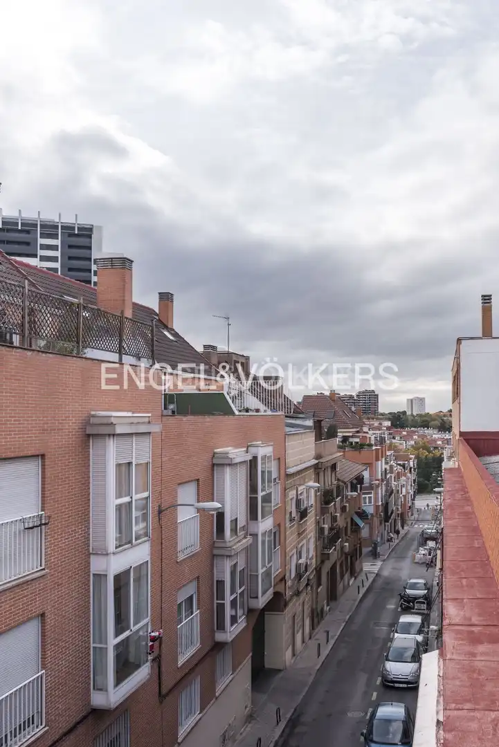 Vista exterior de Estudio en venta en Madrid con Aire acondicionado, Calefacción y Terraza