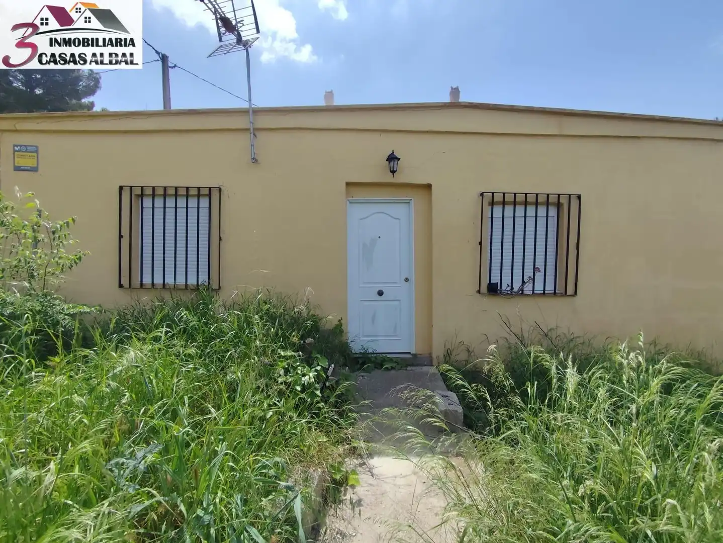 Vista exterior de Casa o xalet en venda en Real amb Jardí privat i Piscina