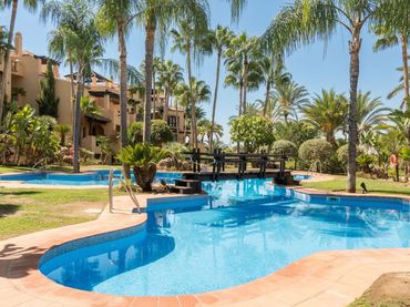 Apartament amb piscina en venda a Benamara - Atalaya