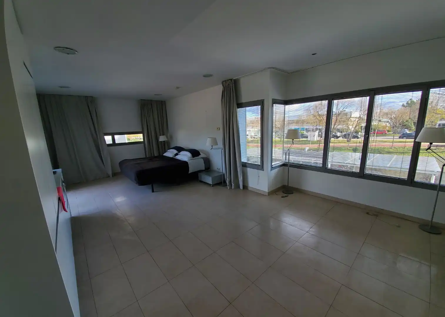Habitación de Dúplex en venta en San Sebastián de los Reyes con Aire acondicionado, Calefacción y Terraza