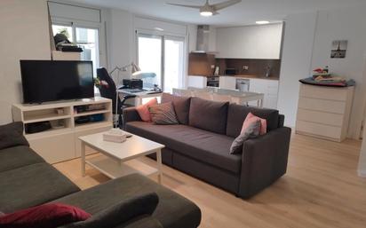Living room of Flat for sale in Rubí  with Air Conditioner, Parquet flooring and Terrace