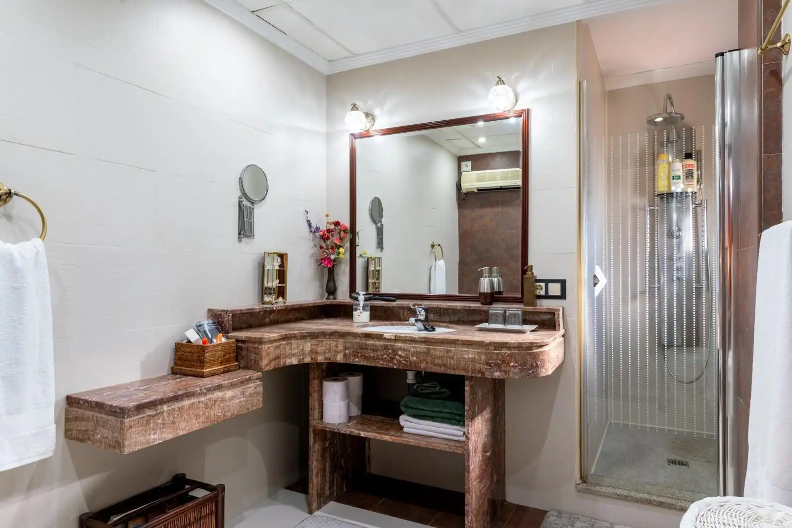 Chalet con terraza en venta en Sanlúcar la Mayor, imagen 57
