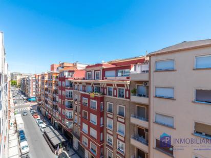 Exterior view of Flat for sale in  Zaragoza Capital