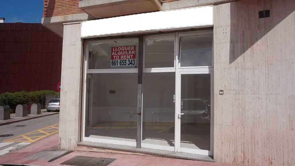 Locale commerciale in affitto a Avinguda de Catalunya 7, imagen 9