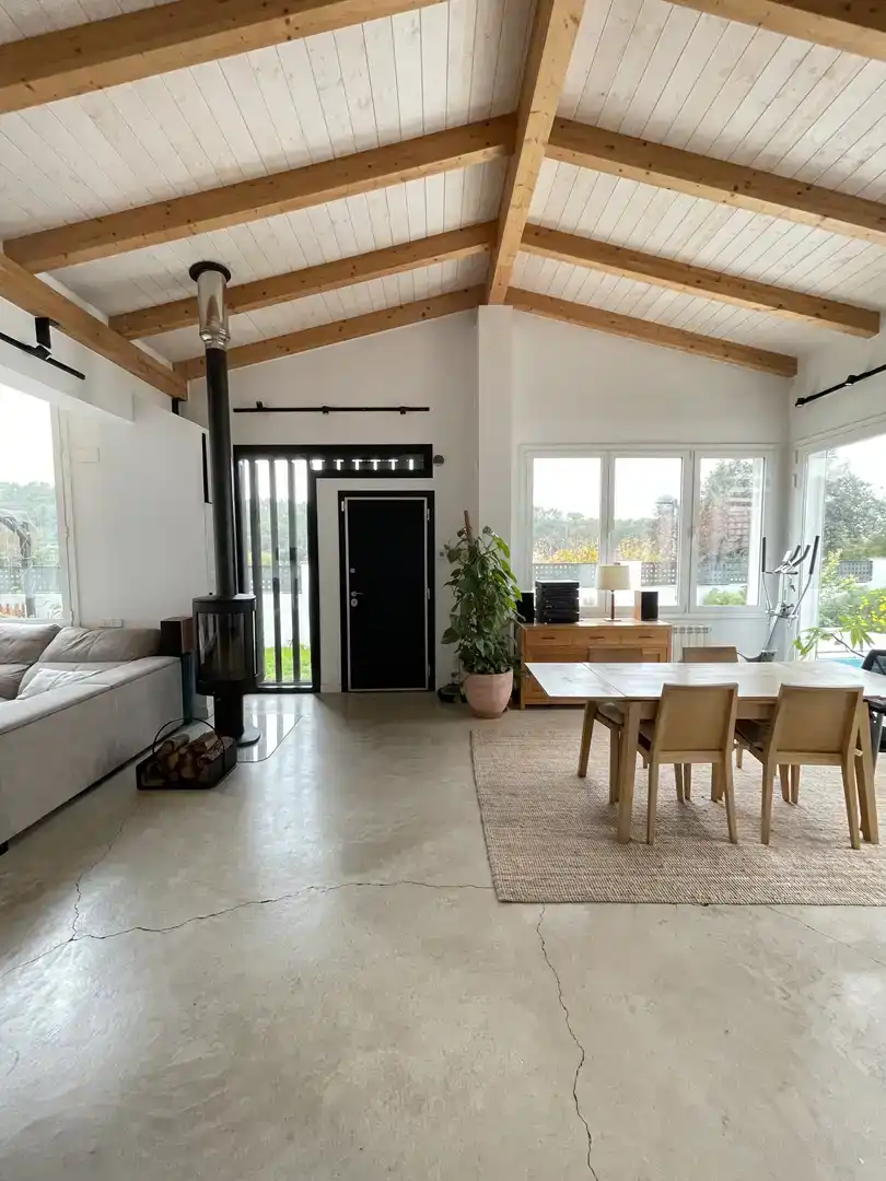 Sala d'estar de Casa o xalet en venda en Sant Cugat del Vallès amb Aire condicionat, Piscina i Balcó