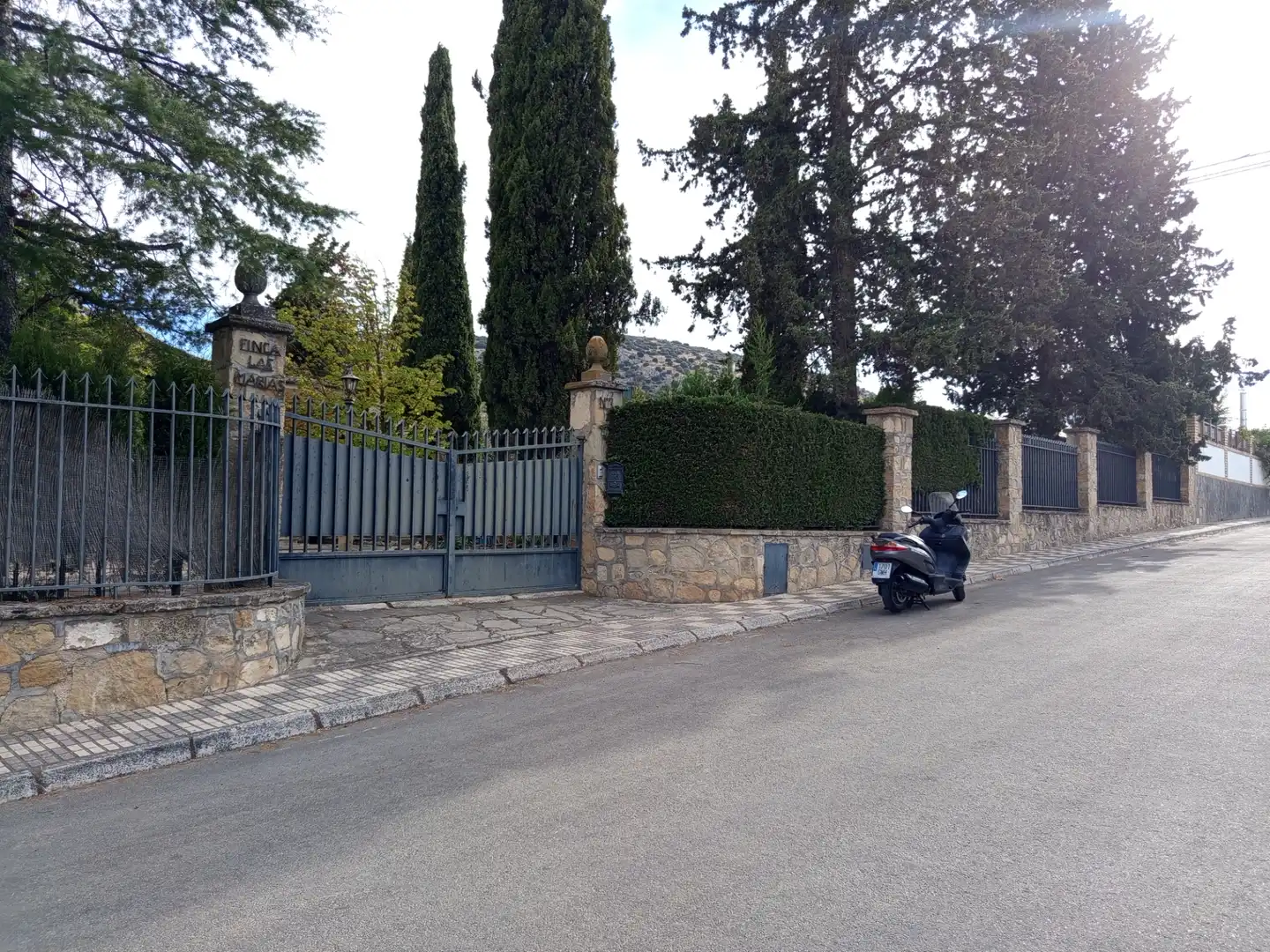 Vista exterior de Casa o xalet en venda en Mancha Real amb Calefacció, Jardí privat i Terrassa