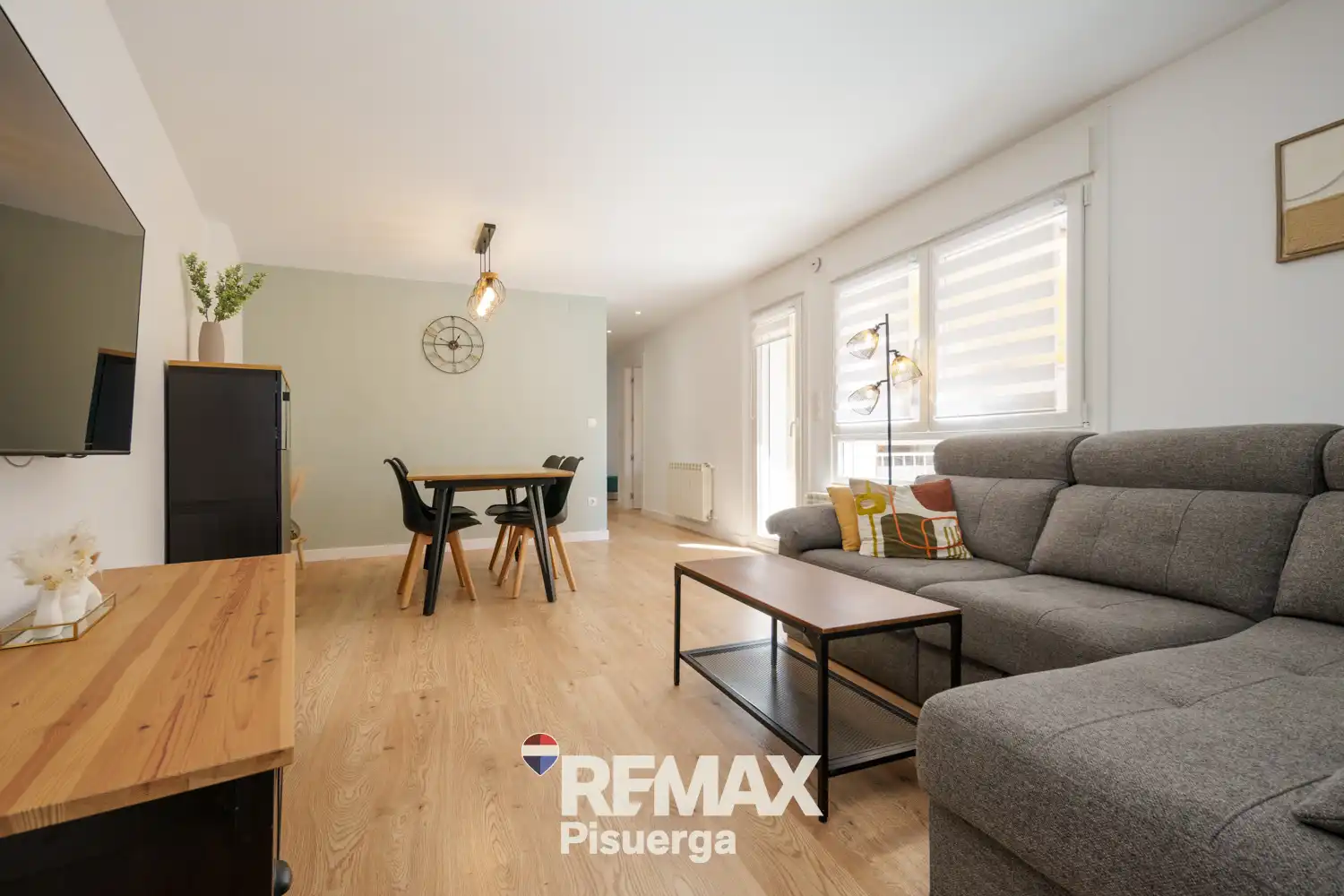 Sala de estar de Piso en venta en Valladolid con Calefacción, Parquet y Terraza