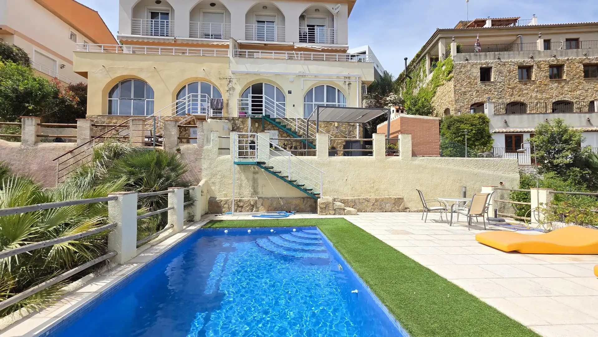 Schwimmbecken von Wohnung zum Verkauf in Gandia mit Klimaanlage, Heizung und Privatgarten