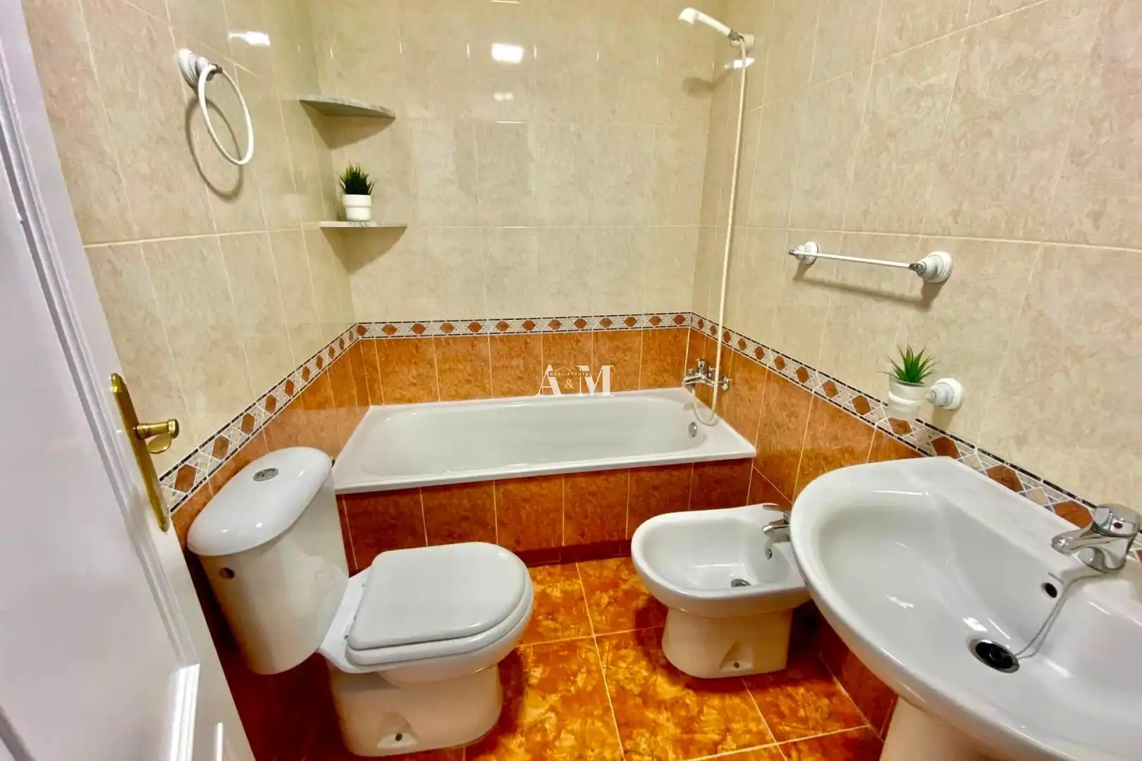 Bathroom of Ground floor for rent in Algorfa  with Air Conditioner, Heating and Terrace