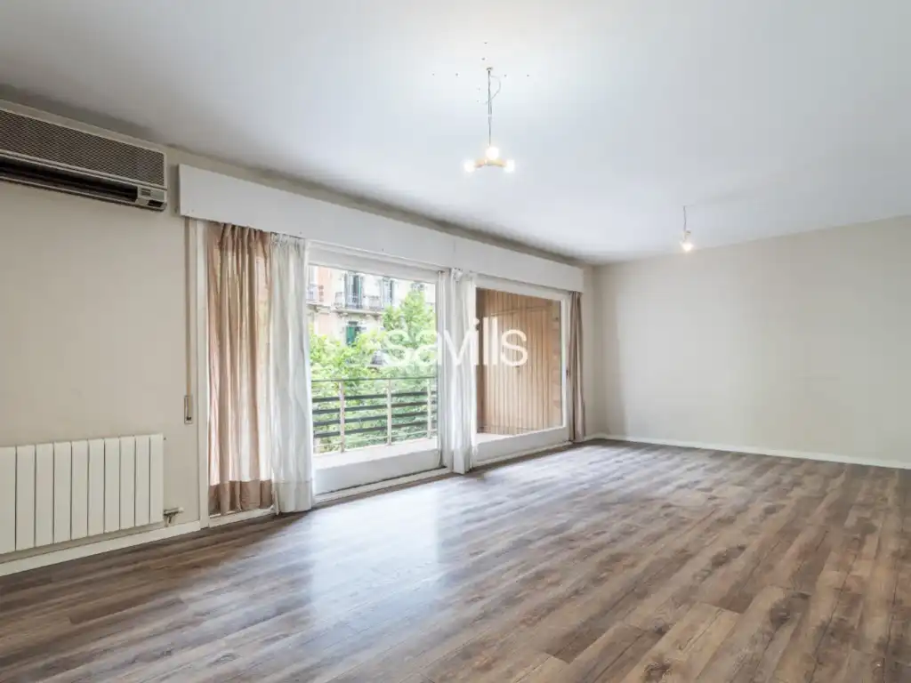 Sala de estar de Apartamento en venta en Barcelona con Aire acondicionado, Horno y Balcón