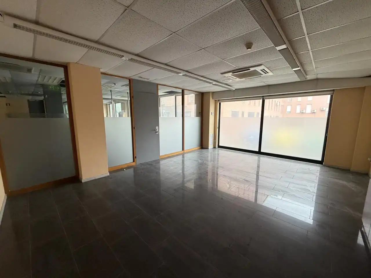 Commercial properties for rent in Castelldefels  with Air Conditioner