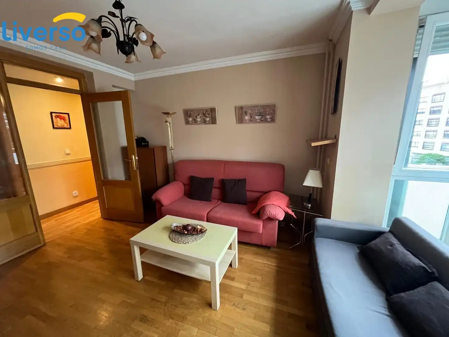Sala de estar de Piso de alquiler en Burgos con Calefacción, Terraza y Amueblado