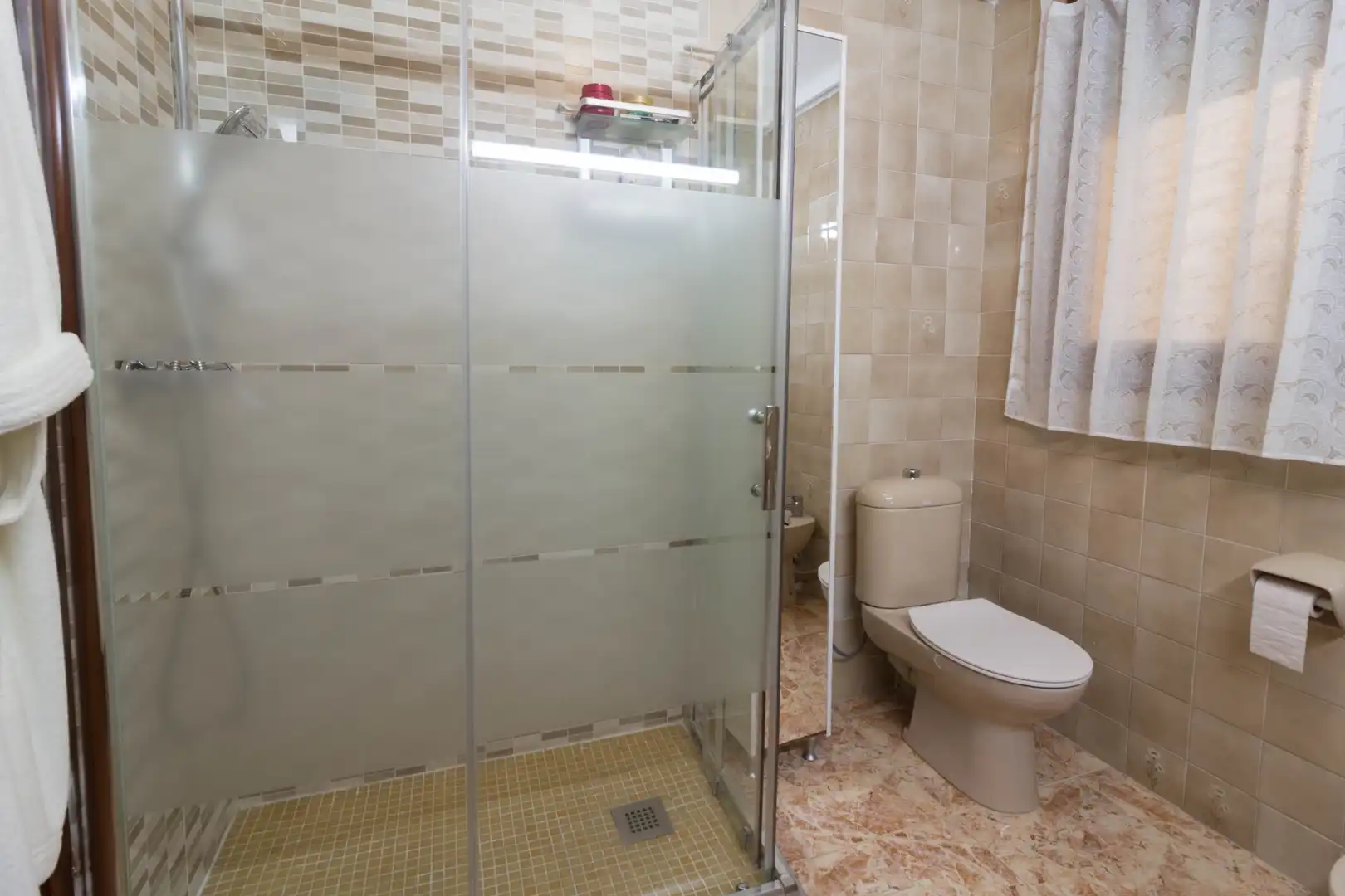 Bathroom of Apartments for sale in Cambrils  with Air Conditioner, Terrace and Furnished