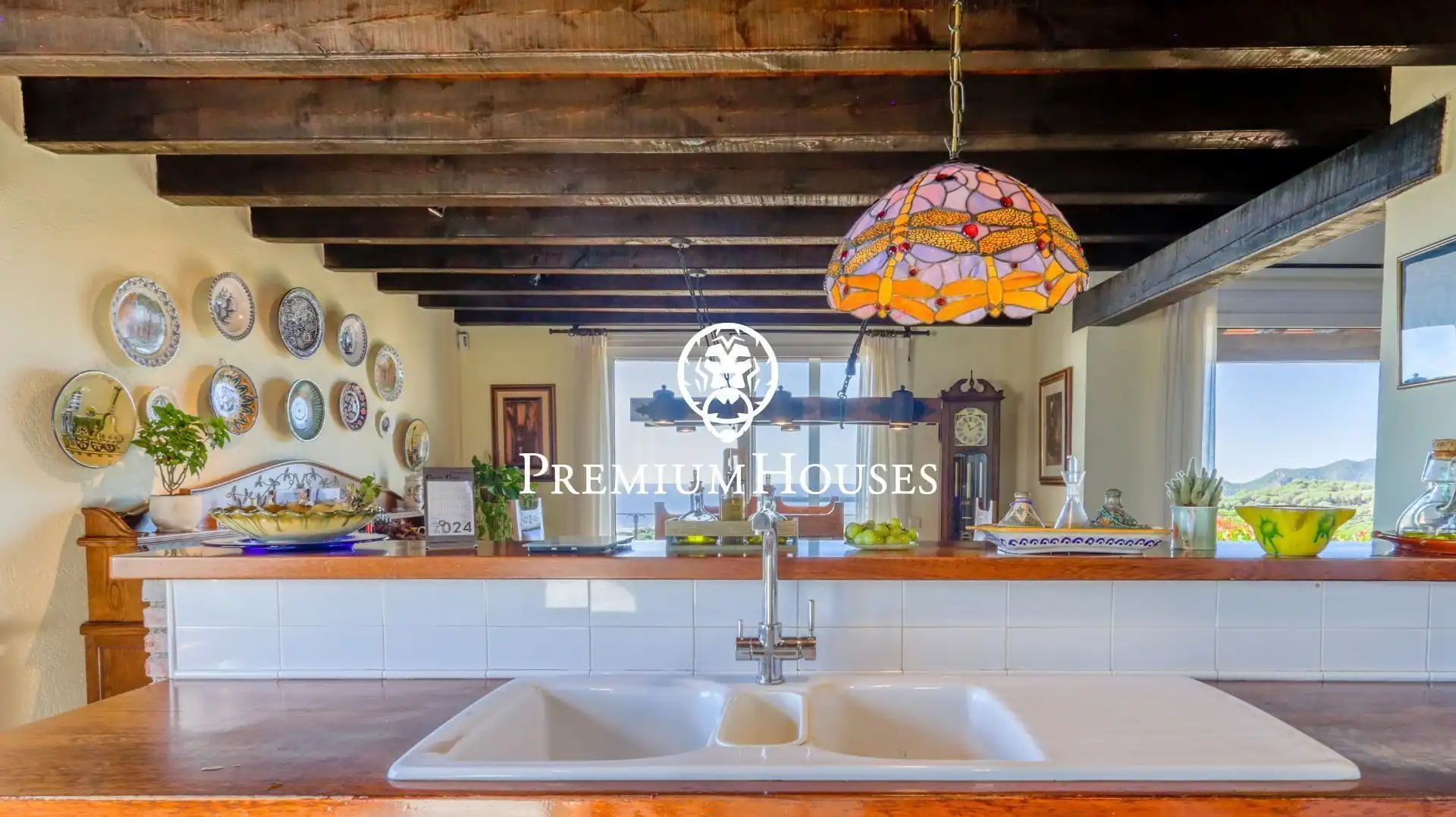 Cocina de Casa o chalet en venta en Mataró con Aire acondicionado, Calefacción y Jardín privado