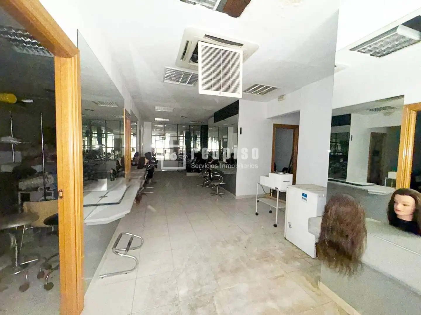 Local en venda en Fuenlabrada amb Aire condicionat