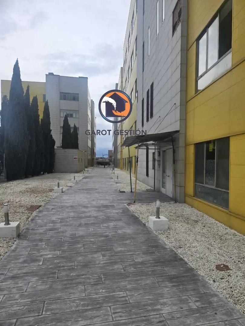 Außenansicht von Loft zum Verkauf in Guadalajara mit Klimaanlage, Heizung und Ofen