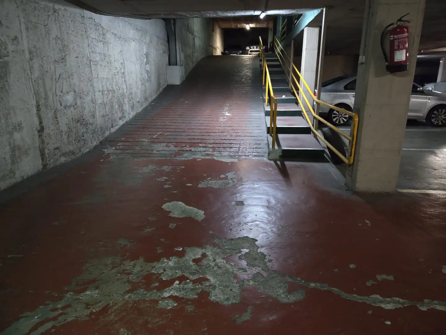 Garatge en venda en L'Hospitalet de Llobregat