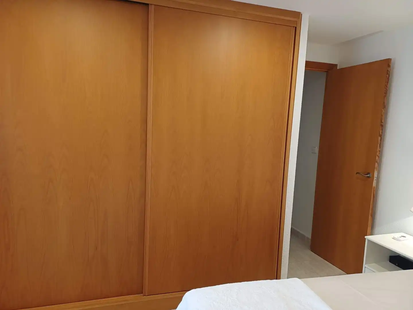 Habitación de Piso de alquiler en Santa Pola con Aire acondicionado, Terraza y Amueblado