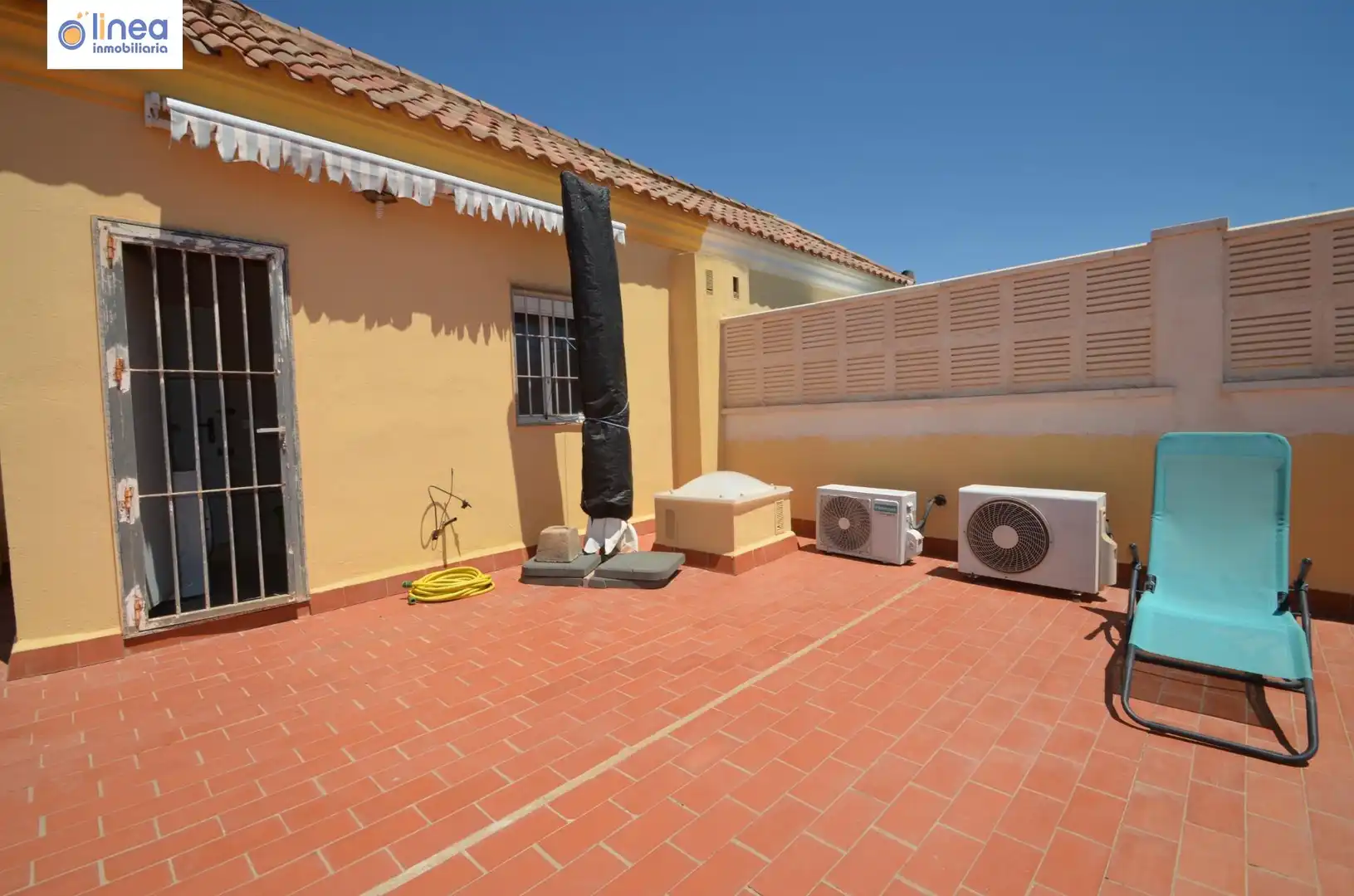 Casa adosada en venta en Calle ANGEL CARA, La Mojonera