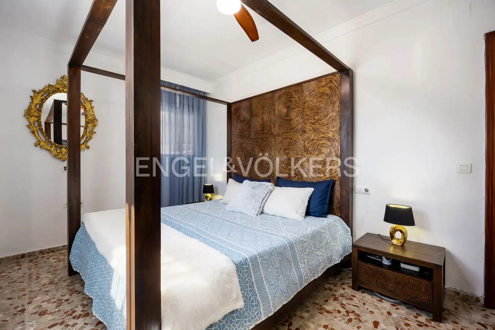 Habitación de Casa o chalet en venta en Chiclana de la Frontera con Aire acondicionado, Calefacción y Jardín privado