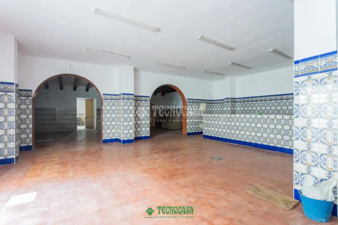Commercial properties for sale in Almería
