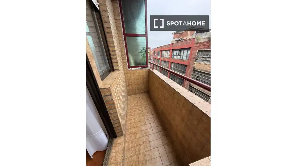 Terrassa de Apartament per a compartir en Bilbao  amb Aire condicionat, Terrassa i Moblat