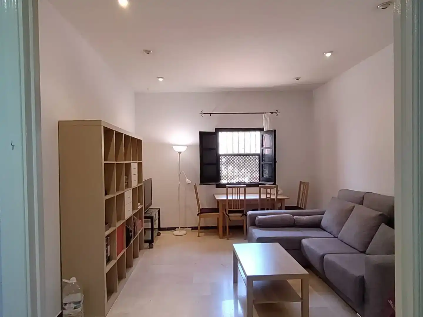 Sala d'estar de Apartament en venda en  Sevilla Capital