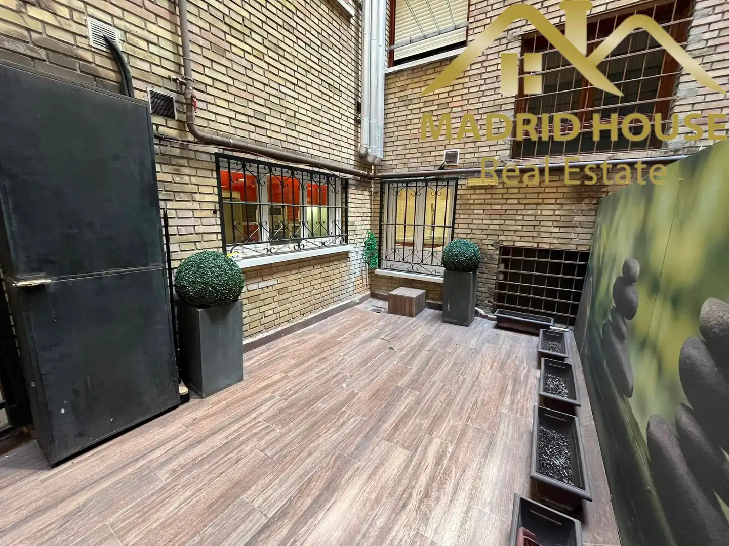 Terrasse von Wohnung zum Verkauf in Madrid mit Klimaanlage, Heizung und Möbliert