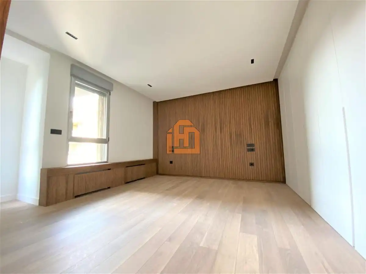 Piso con ascensor en venta en Calle Padre Isla, imagen 10
