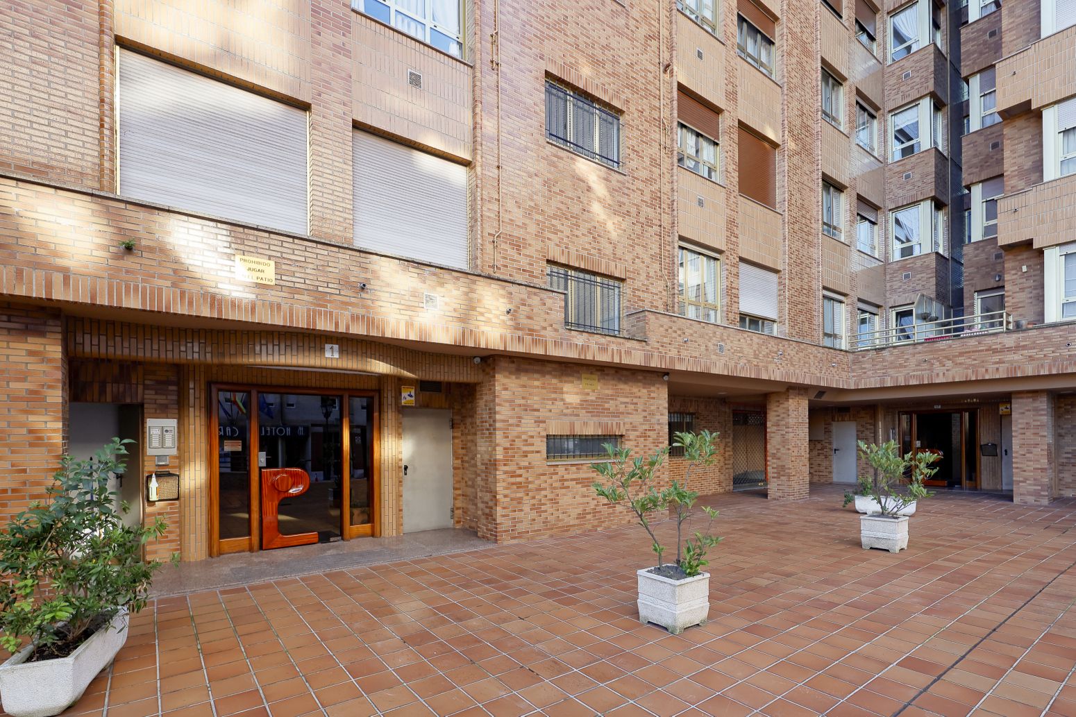 Exterior view of Flat for sale in Oviedo   with Parquet flooring and Storage room