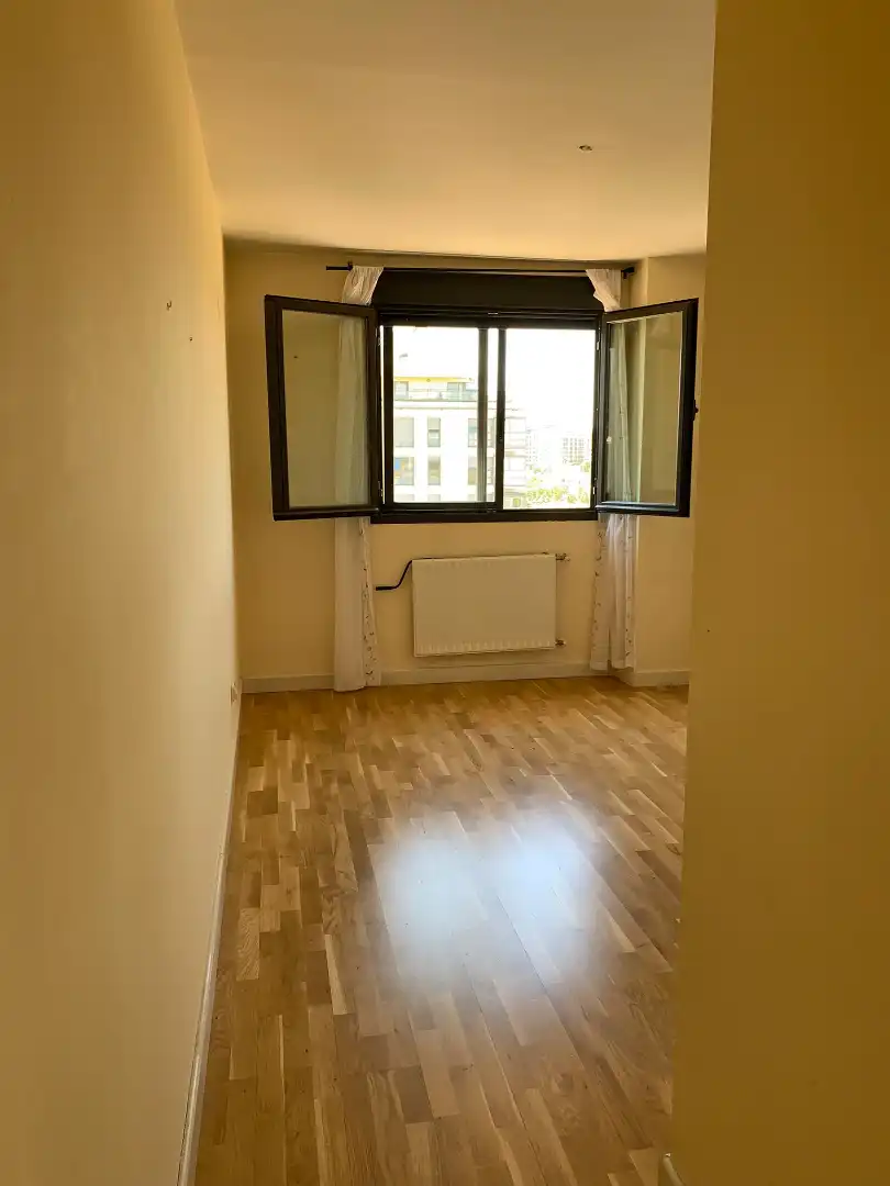 Piso de alquiler en Calle de Adriano de Utrecht, Sanchinarro