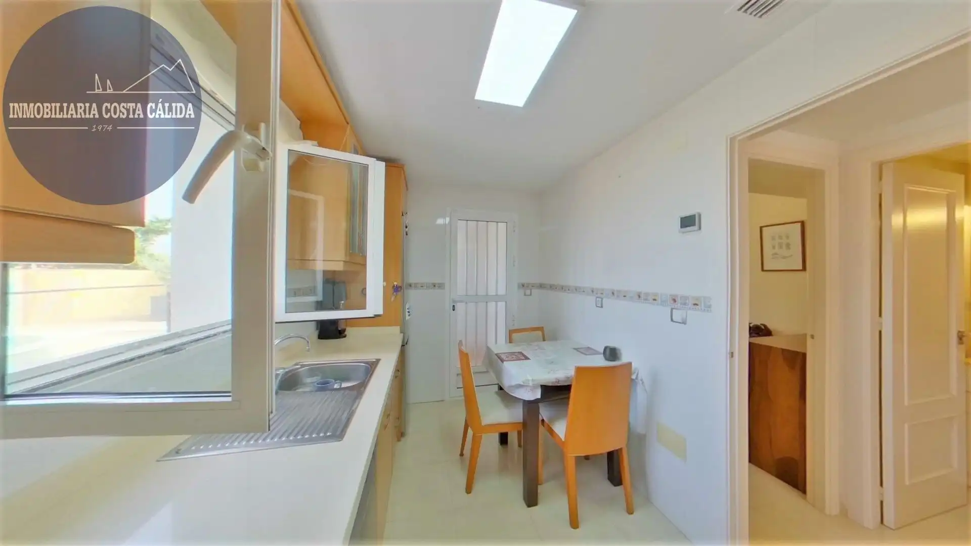 Cocina de Dúplex en venta en Águilas con Aire acondicionado, Calefacción y Jardín privado