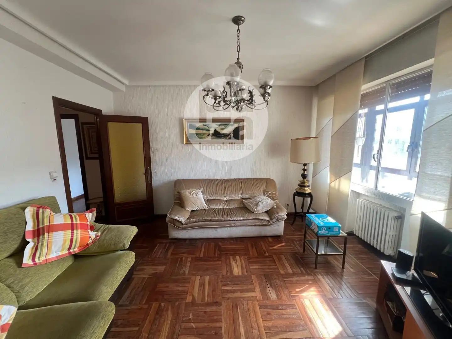 Sala de estar de Piso en venta en Burgos con Terraza y Trastero