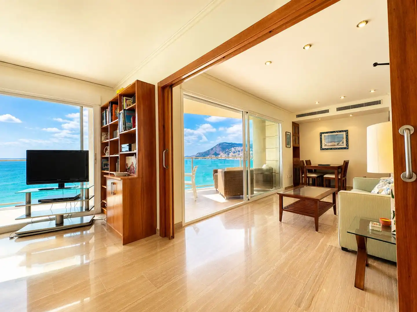 Sala de estar de Apartamento en venta en Calpe / Calp con Aire acondicionado, Calefacción y Jardín privado