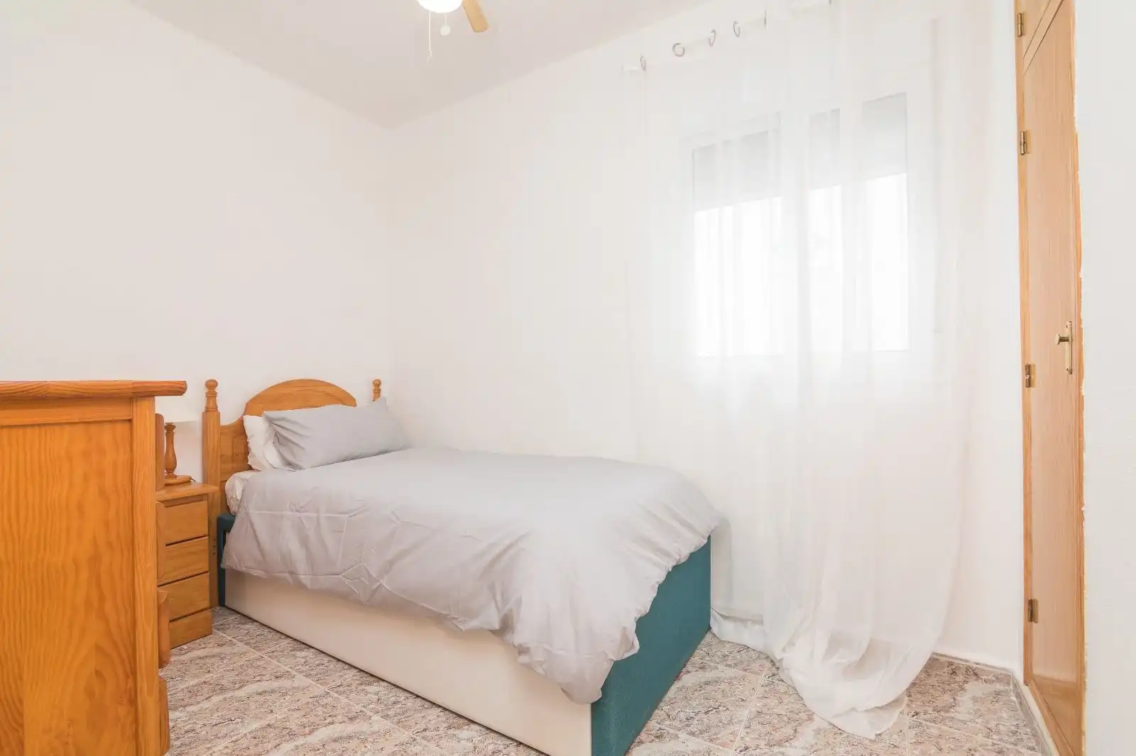 Schlafzimmer von Wohnung zur Miete in Orihuela mit Klimaanlage, Heizung und Terrasse