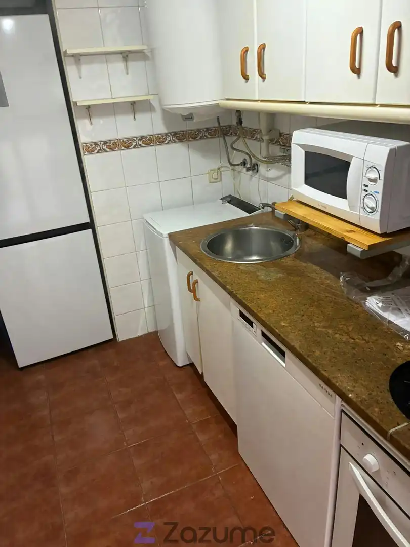 Küche von Maisonette zur Miete in Madrid mit Heizung, Abstellraum und Möbliert
