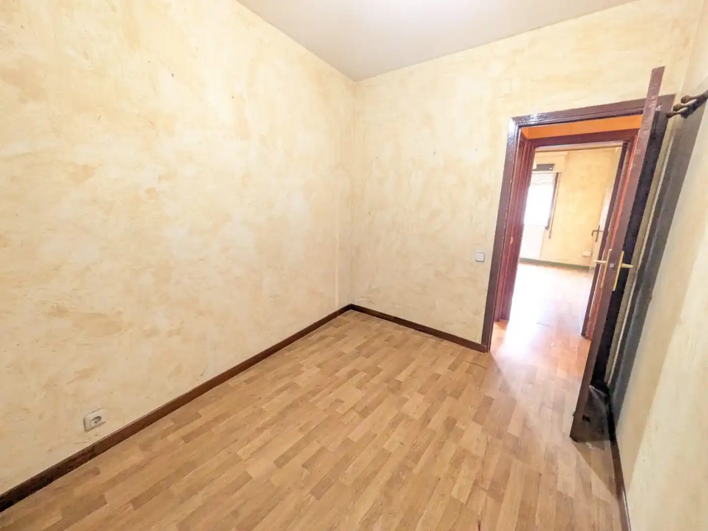 Habitación de Piso en venta en Coslada con Terraza y Trastero