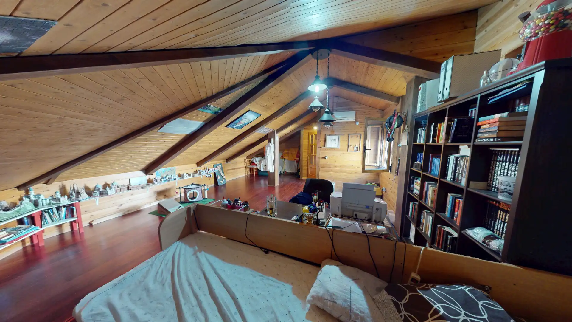 Habitación de Casa adosada en venta en Albacete con Aire acondicionado, Calefacción y Parquet