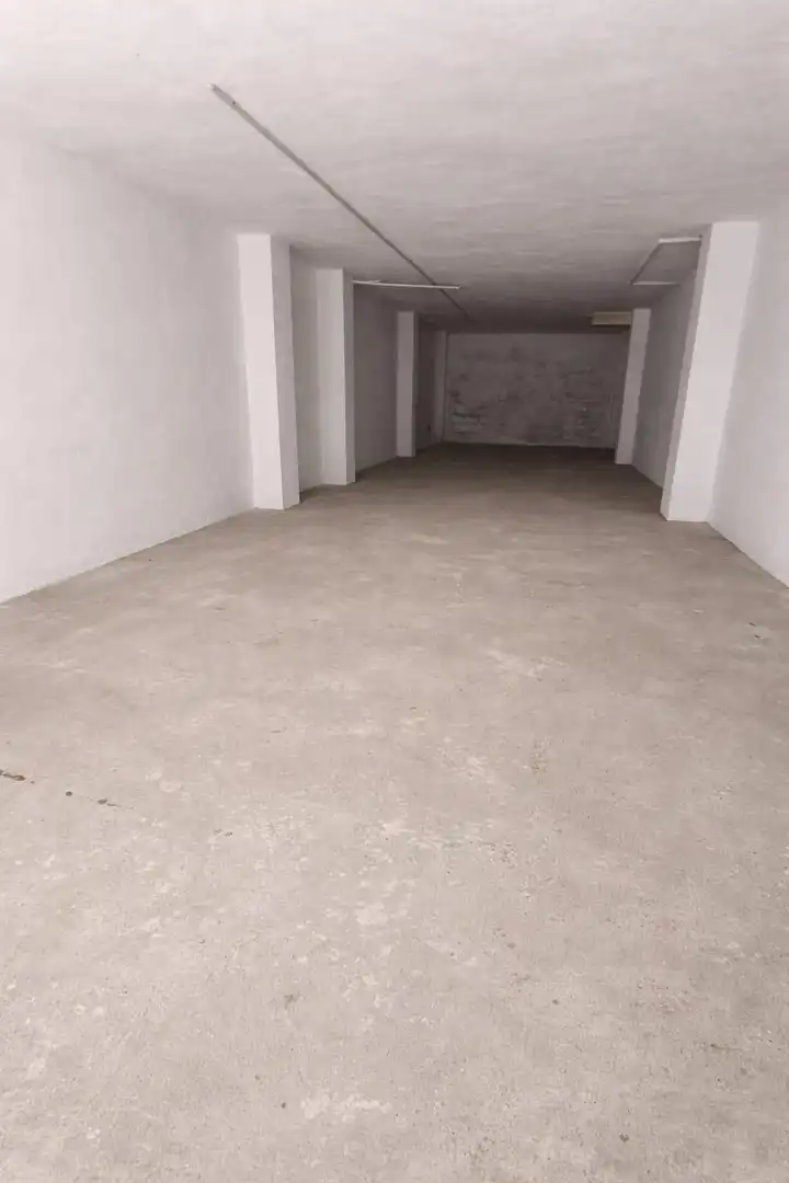 Local en venta en Villar del Arzobispo